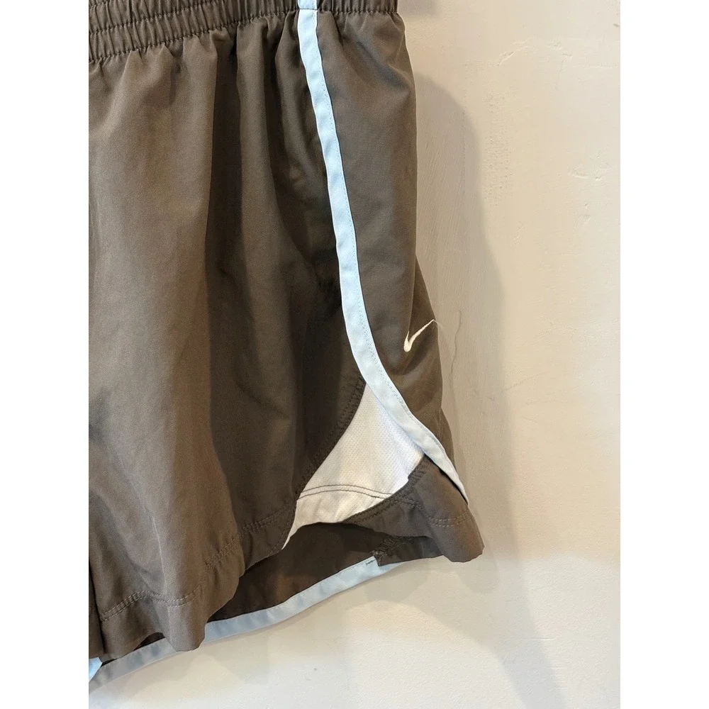 Nike tempo running